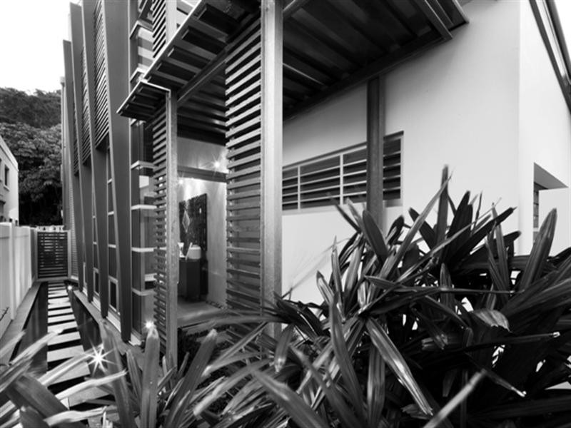 32 Nagel Avenue, Miami QLD 4220