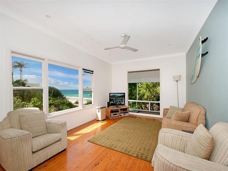 59 Woodgee Street, Currumbin QLD 4223