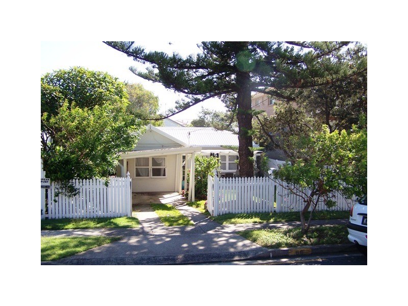 66 Albatross Avenue, Mermaid Beach QLD 4218