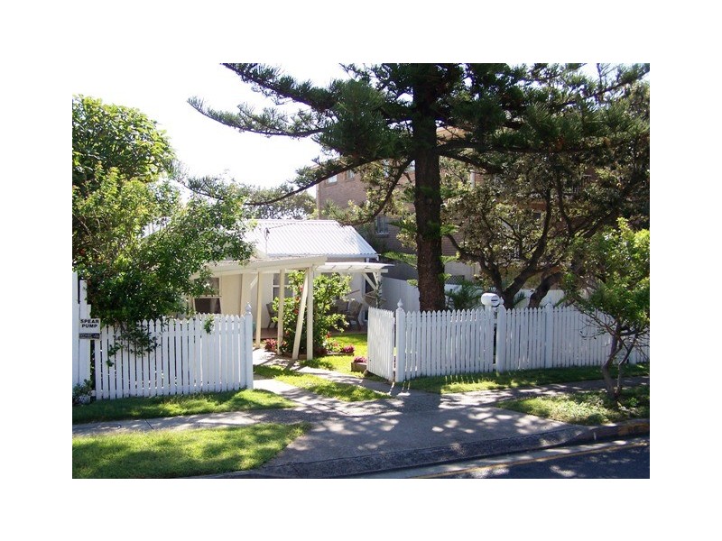 66 Albatross Avenue, Mermaid Beach QLD 4218