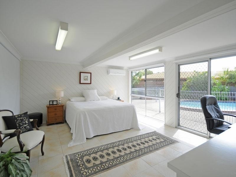19 Satinwood Place, Palm Beach QLD 4221