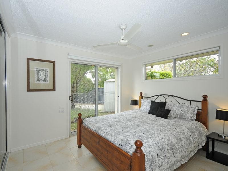 19 Satinwood Place, Palm Beach QLD 4221