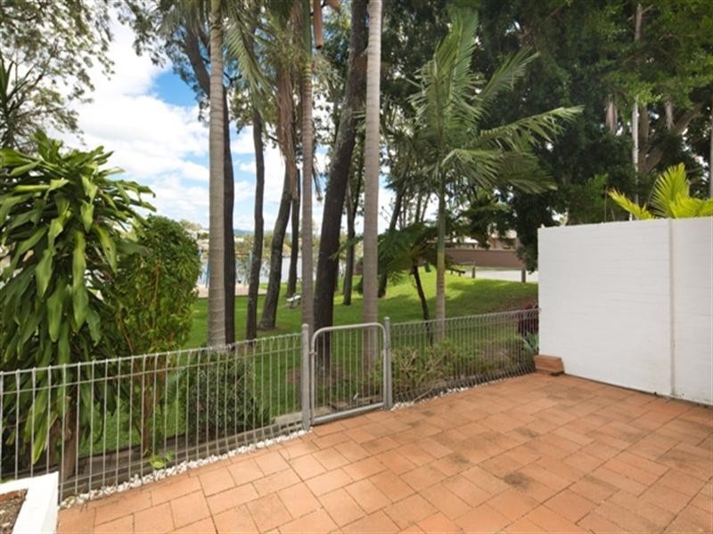 16/7 Campbell Street, Bundall QLD 4217