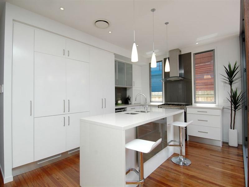 9 Ventura Road, Mermaid Beach QLD 4218