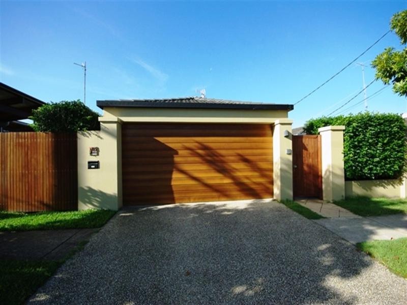 115 Albion Avenue, Miami QLD 4220