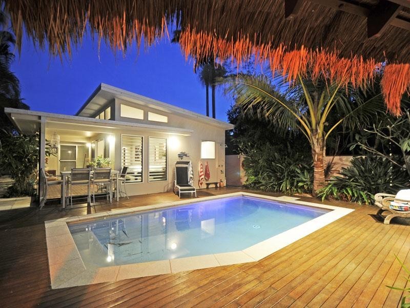 59 Manus Avenue, Palm Beach QLD 4221