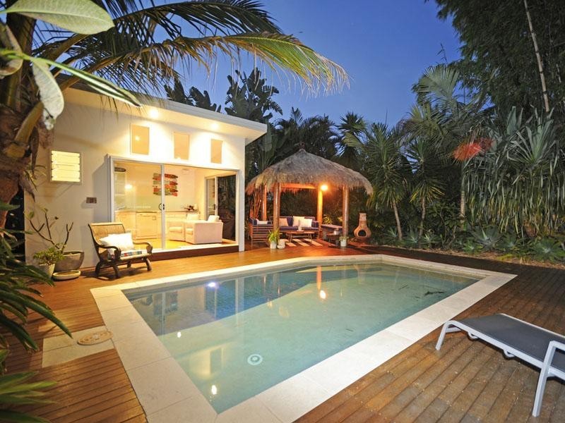 59 Manus Avenue, Palm Beach QLD 4221