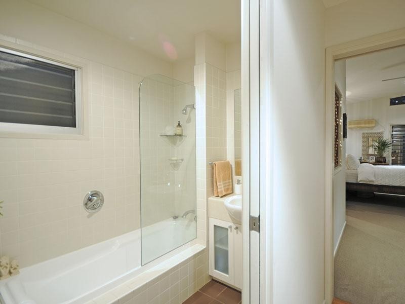 59 Manus Avenue, Palm Beach QLD 4221