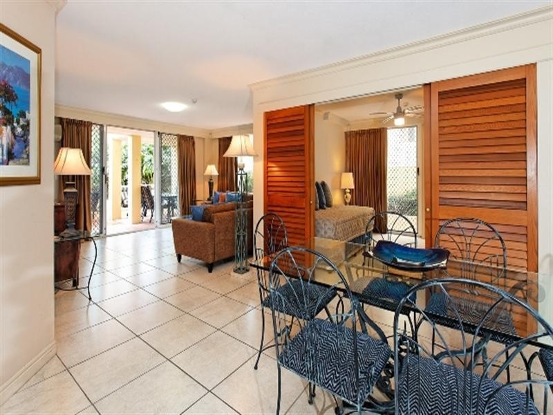 39 ‘La Grande’, 122 Old Burleigh Road, Broadbeach QLD 4218