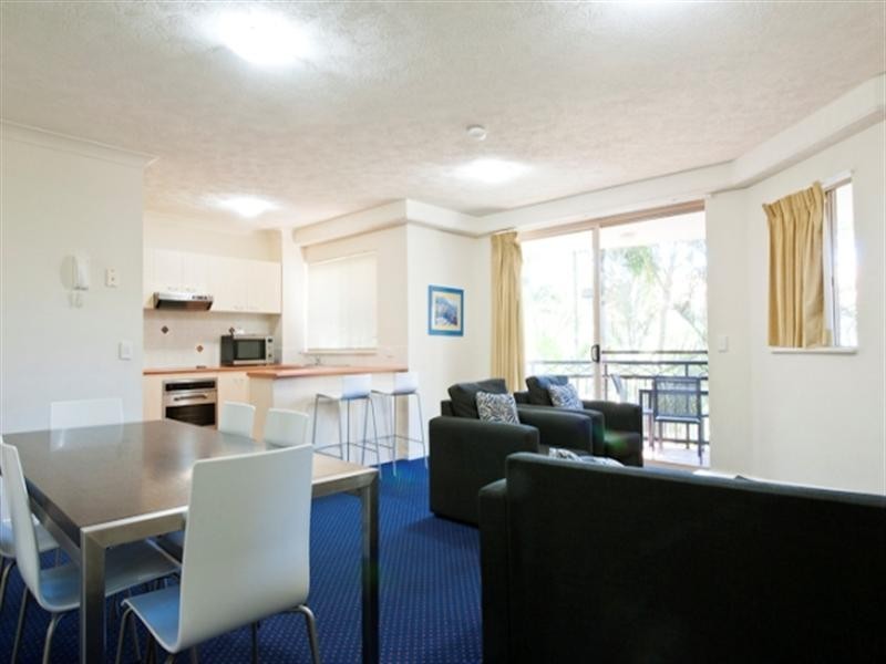 75 ‘Turtle Beach’, 2342 Gold Coast Highway, Mermaid Beach QLD 4218