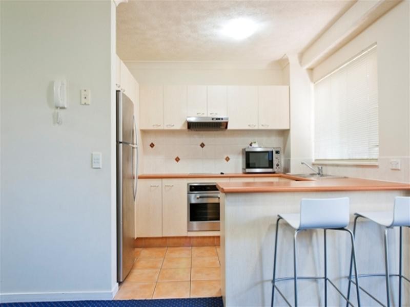 75 ‘Turtle Beach’, 2342 Gold Coast Highway, Mermaid Beach QLD 4218