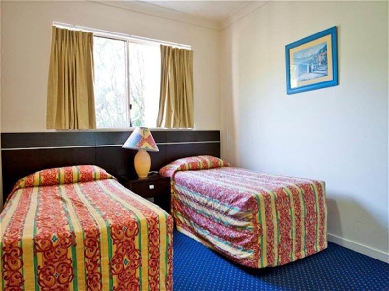 75 ‘Turtle Beach’, 2342 Gold Coast Highway, Mermaid Beach QLD 4218