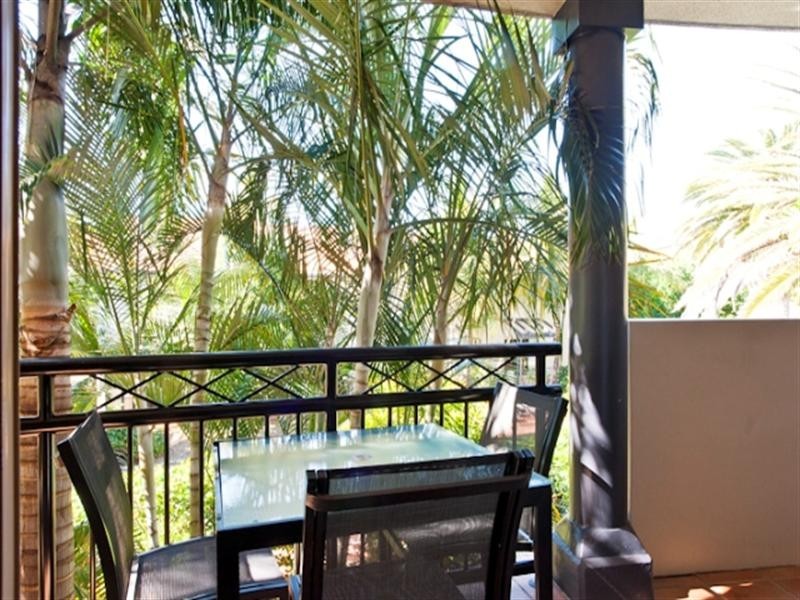 75 ‘Turtle Beach’, 2342 Gold Coast Highway, Mermaid Beach QLD 4218