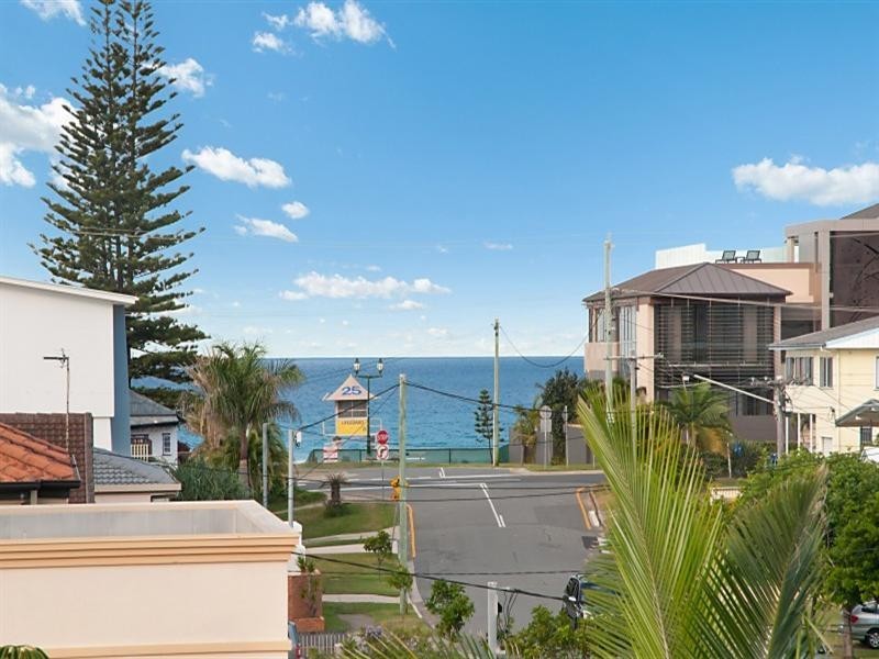 23 Hilda Street, Mermaid Beach QLD 4218