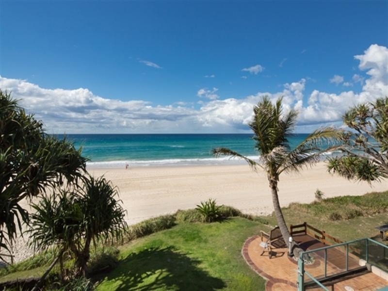 65 Albatross Avenue, Mermaid Beach QLD 4218