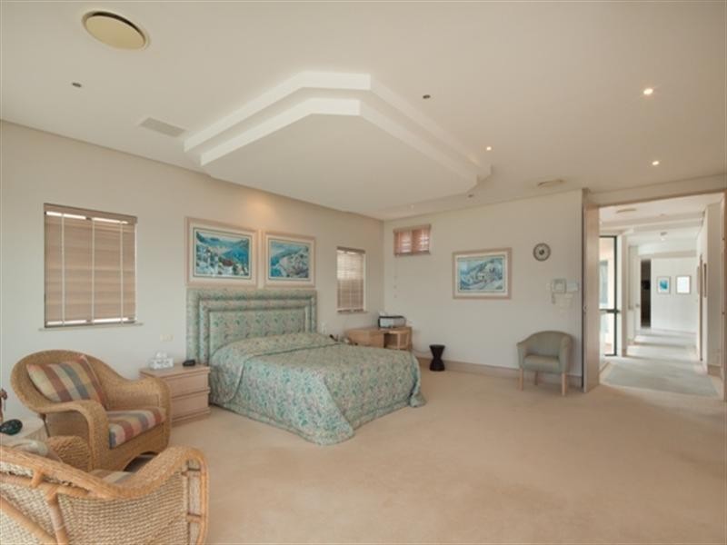 65 Albatross Avenue, Mermaid Beach QLD 4218