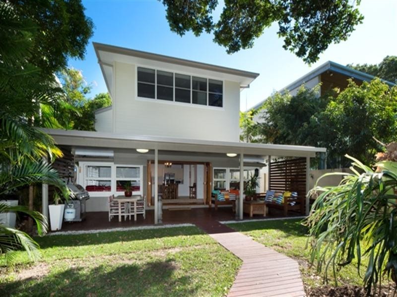 12 Dune Street, Fingal Head NSW 2487