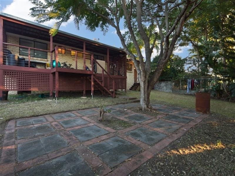 19 Petra Street, Southport QLD 4215