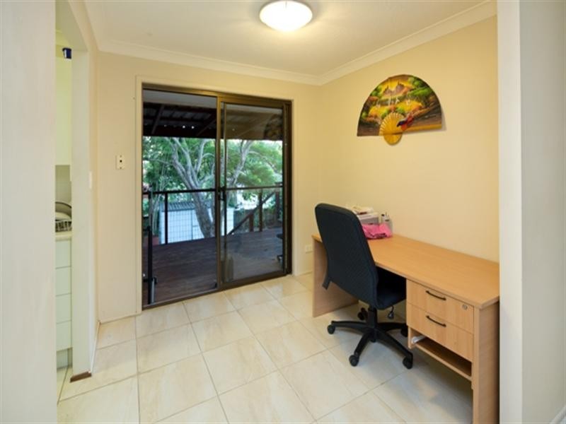 19 Petra Street, Southport QLD 4215