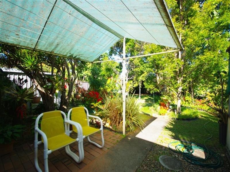 24 Paradise Avenue, Miami QLD 4220