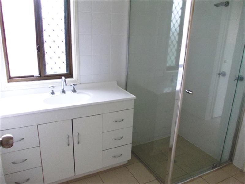 6/172 Barrier Reef Drive, Mermaid Waters QLD 4218