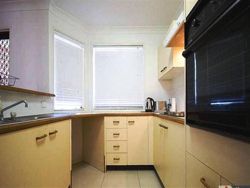 6/172 Barrier Reef Drive, Mermaid Waters QLD 4218