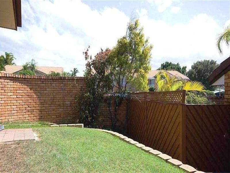 6/172 Barrier Reef Drive, Mermaid Waters QLD 4218