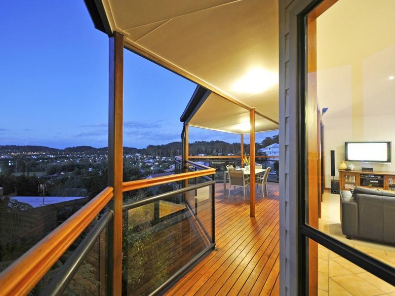 66 Hoffschildt Drive, Currumbin Waters QLD 4223