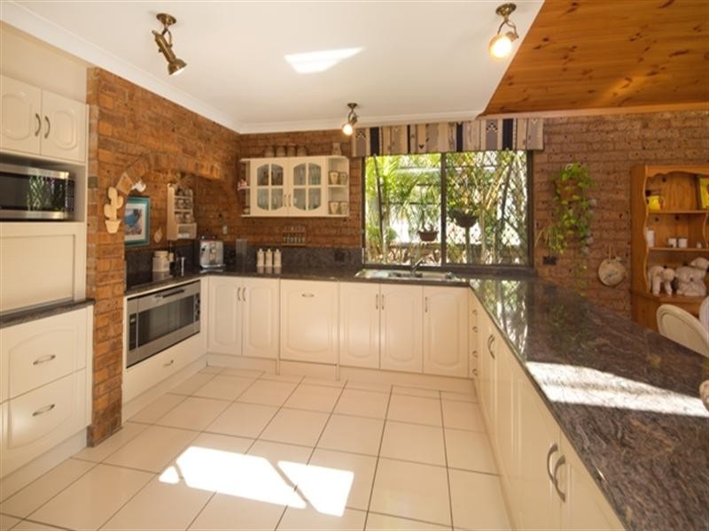 49 Dogwood Drive, Palm Beach QLD 4221