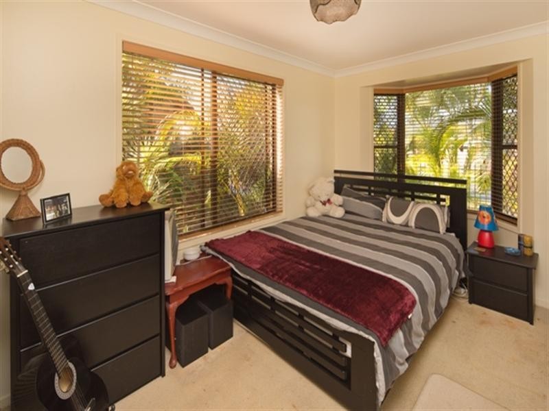 49 Dogwood Drive, Palm Beach QLD 4221