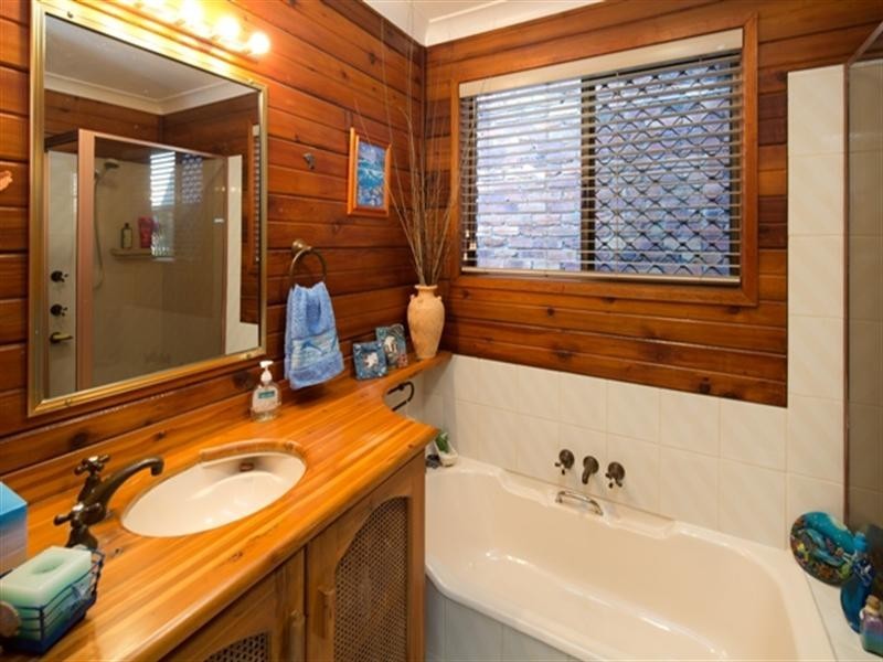 49 Dogwood Drive, Palm Beach QLD 4221