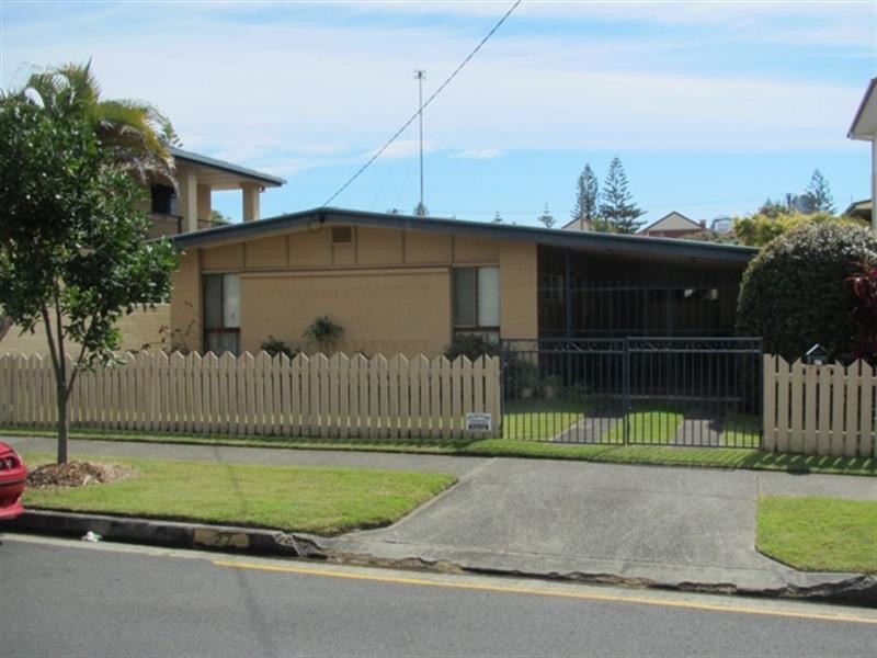 27 Dudley Street, Mermaid Beach QLD 4218
