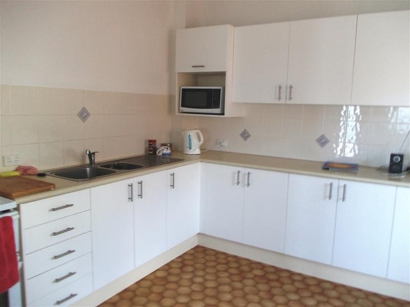 2/165 Jefferson Lane, Palm Beach QLD 4221