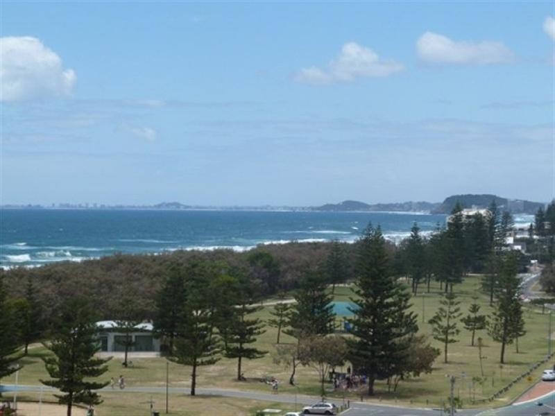 42 “Verve”, 3 Anne Street, Broadbeach QLD 4218