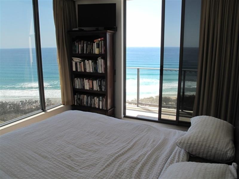 42 “Verve”, 3 Anne Street, Broadbeach QLD 4218