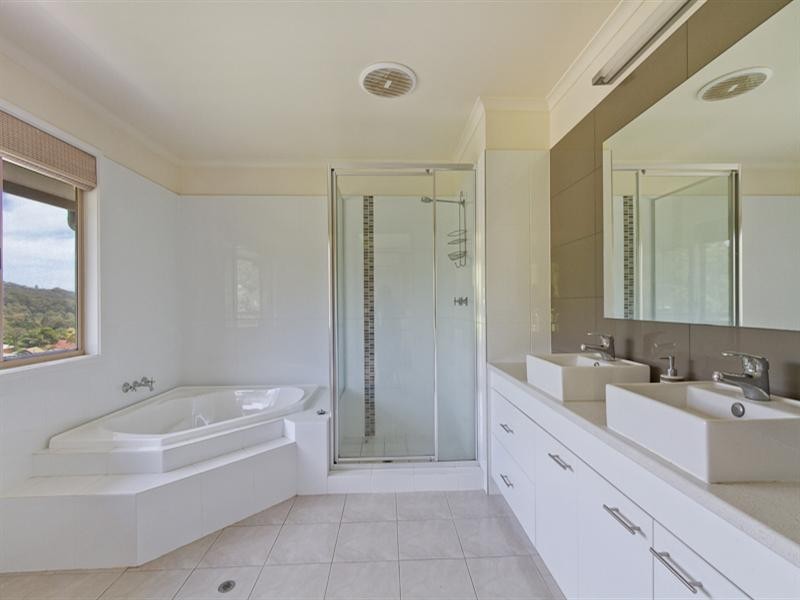 26 Taperell Drive, Tugun QLD 4224