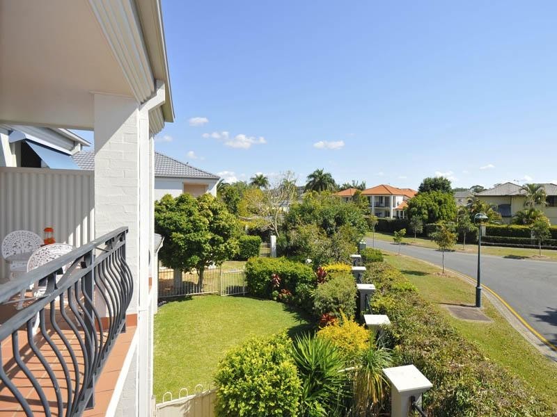 6 ‘Phoenix Palms’, 1 Bronberg Court, Southport QLD 4215