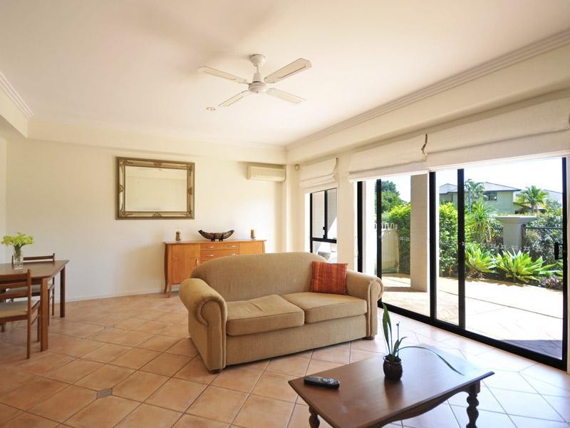 6 ‘Phoenix Palms’, 1 Bronberg Court, Southport QLD 4215