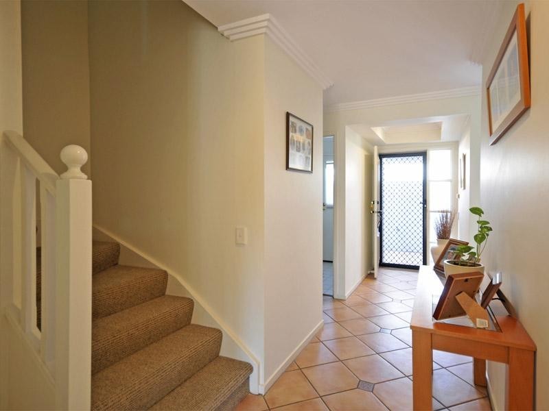 6 ‘Phoenix Palms’, 1 Bronberg Court, Southport QLD 4215