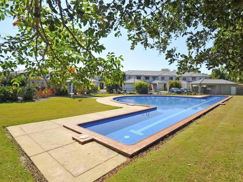 6 ‘Phoenix Palms’, 1 Bronberg Court, Southport QLD 4215