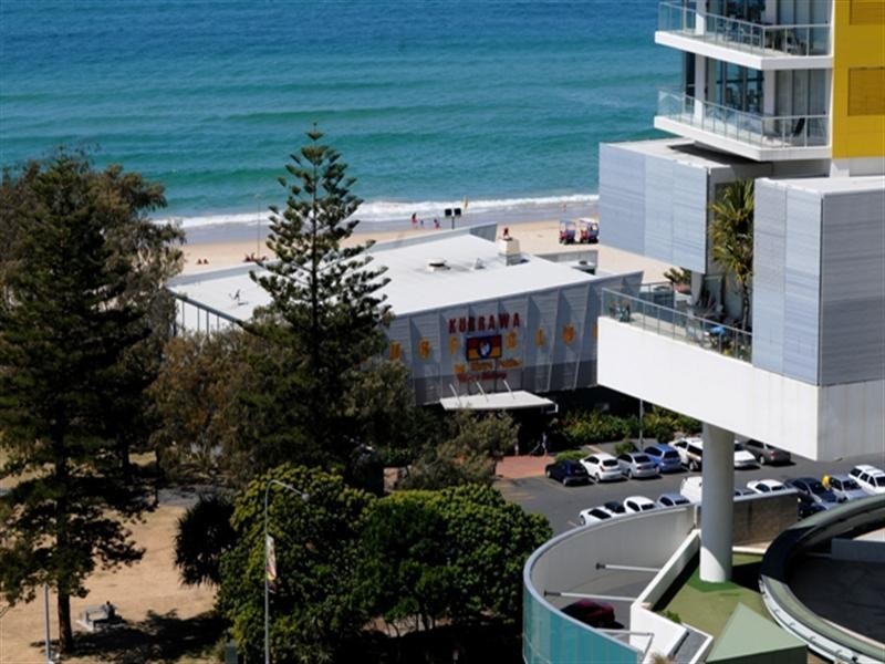 18-3 ”Victoria Square” 15 Victoria Avenue, Broadbeach QLD 4218