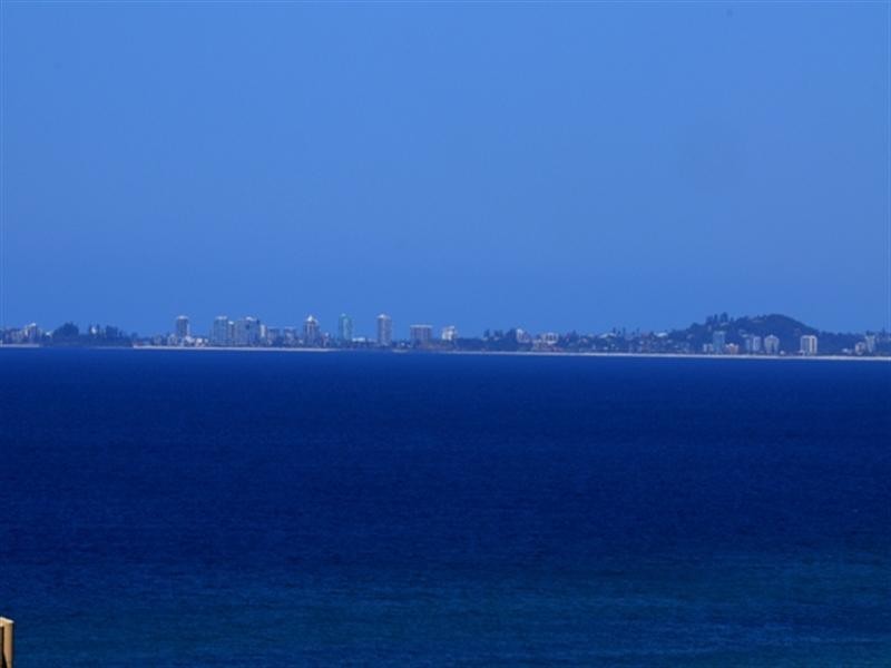 18-3 ”Victoria Square” 15 Victoria Avenue, Broadbeach QLD 4218