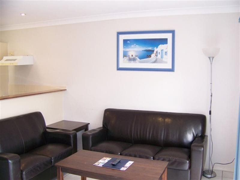 Apartment 82 ‘Grande Florida Resort’ 7 Redondo Avenue, Miami QLD 4220