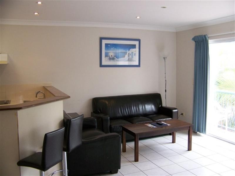 Apartment 82 ‘Grande Florida Resort’ 7 Redondo Avenue, Miami QLD 4220