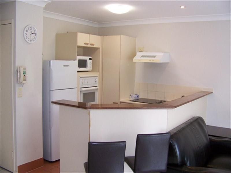 Apartment 82 ‘Grande Florida Resort’ 7 Redondo Avenue, Miami QLD 4220