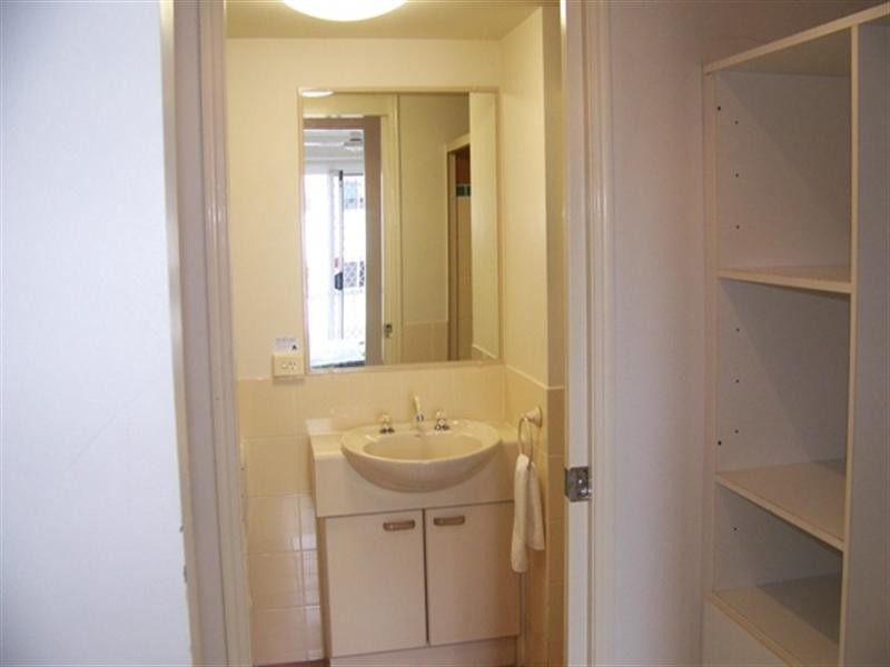 Apartment 82 ‘Grande Florida Resort’ 7 Redondo Avenue, Miami QLD 4220