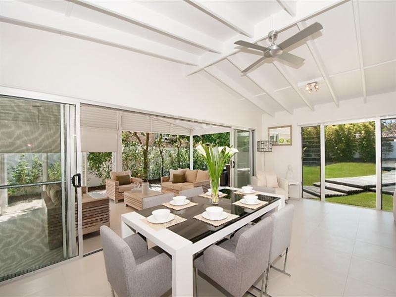 21 Arthur Street, Mermaid Beach QLD 4218