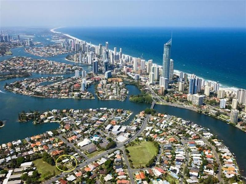 1-3 Bimbi Court, Surfers Paradise QLD 4217