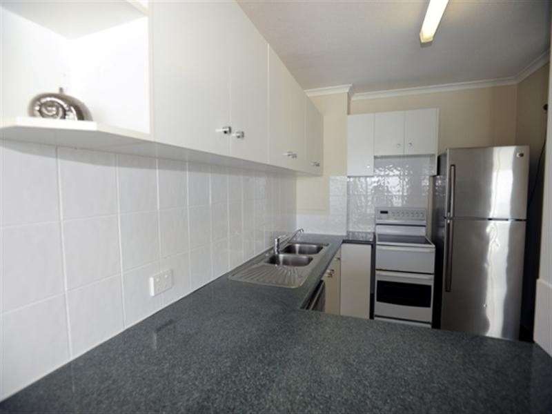 15-02/157 Old Burleigh Road, Broadbeach QLD 4218