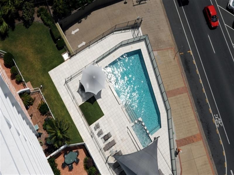 15-02/157 Old Burleigh Road, Broadbeach QLD 4218